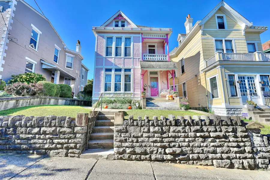 220 Berry Avenue, Bellevue, KY 41073 - #2