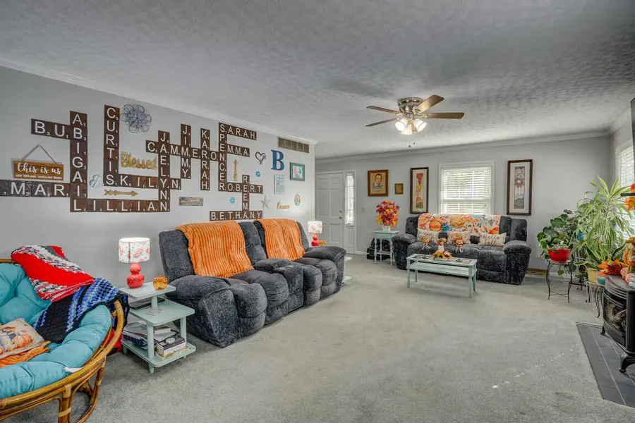 711 Maple Avenue, Falmouth, KY 41040 - #3