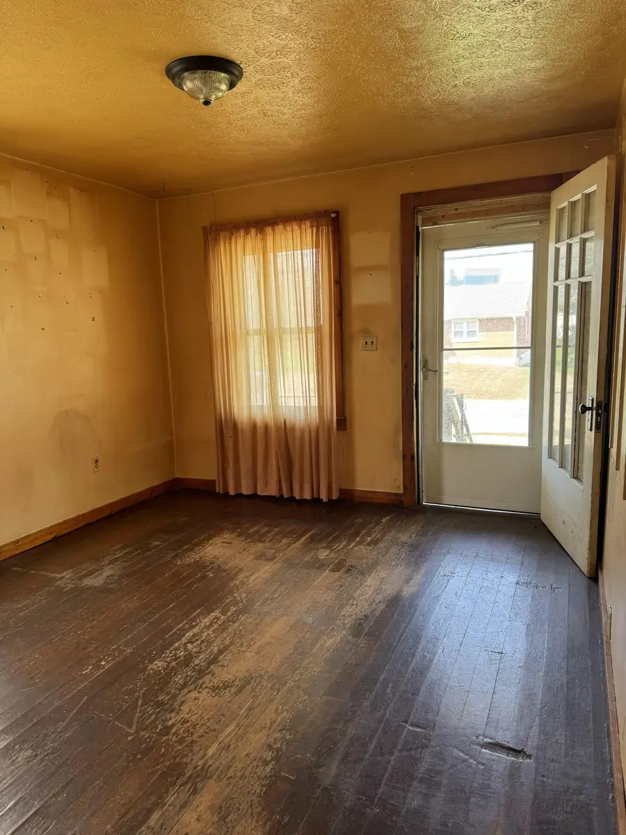 7069 Curtis Avenue, Florence, KY 41042 - #2