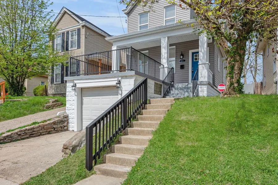 36 E 41st Street, Covington, KY 41015 - #3