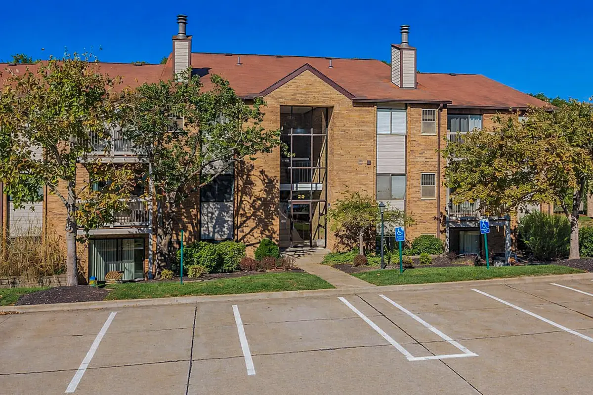 20 Woodland Hills Drive #10, Southgate, KY 41071 - #1