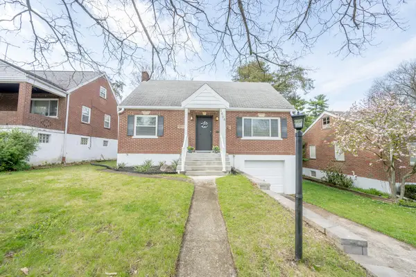 1604 E Henry Clay Avenue, Fort Wright, KY 41011