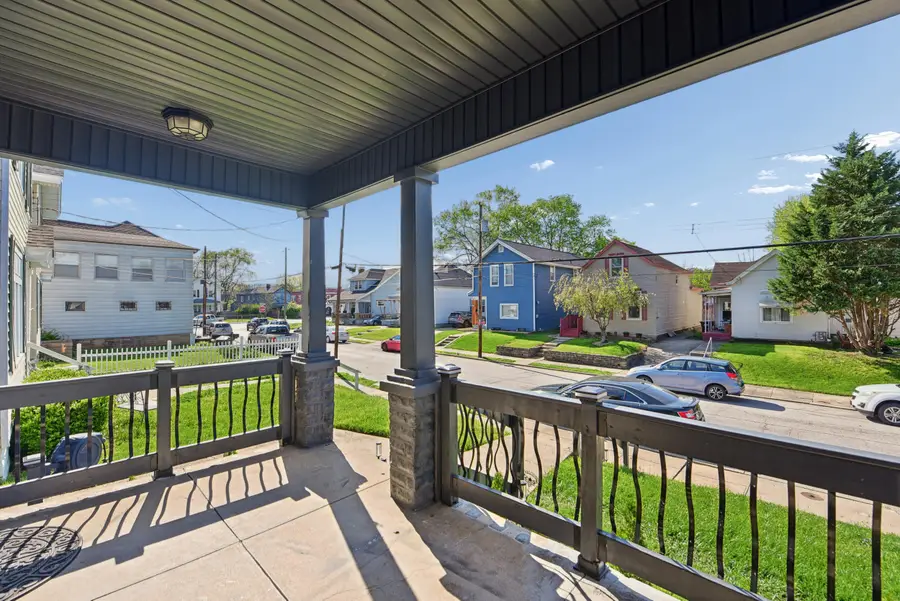 164 E 42nd Street, Covington, KY 41015 - #3