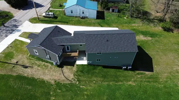 49 James Street, Williamstown, KY 41097