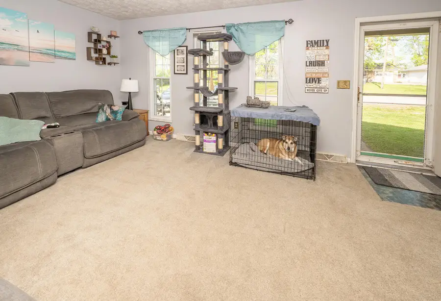 689 Skyline Drive, Florence, KY 41042 - #3