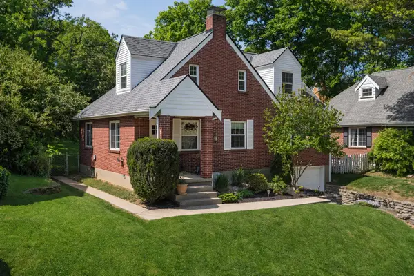 1425 Amsterdam Road, Park Hills, KY 41011