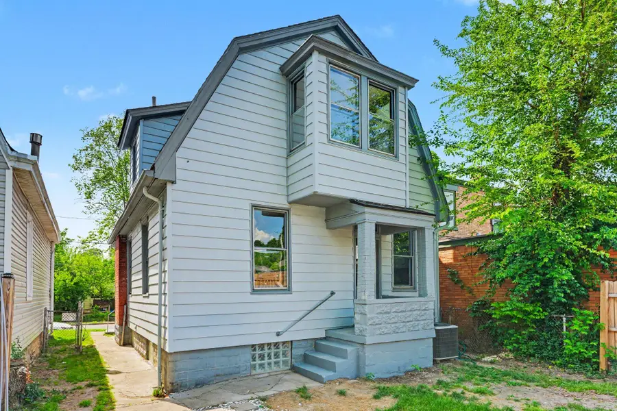 3704 Huntington Avenue, Covington, KY 41015 - #2