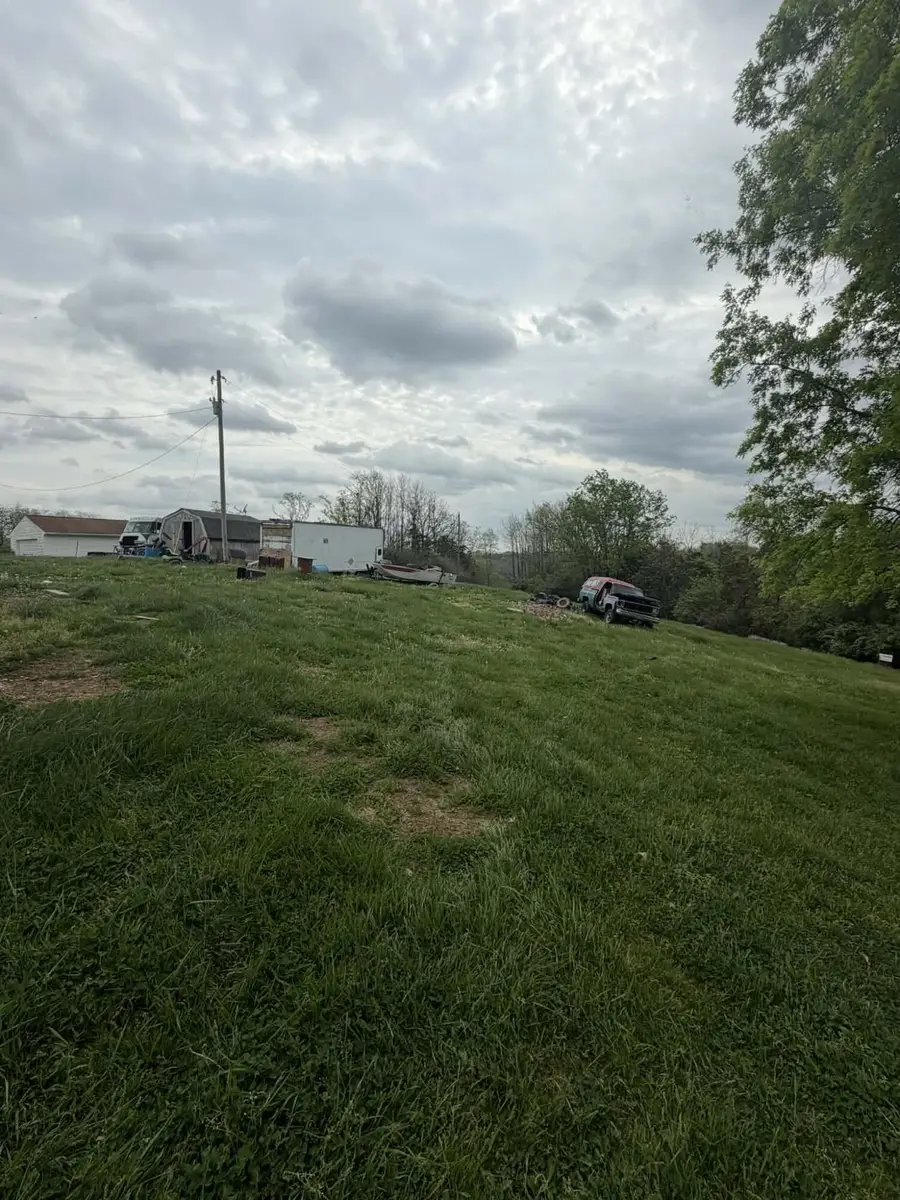 1692 Hogg Ridge Road, Williamstown, KY 41097 - #2