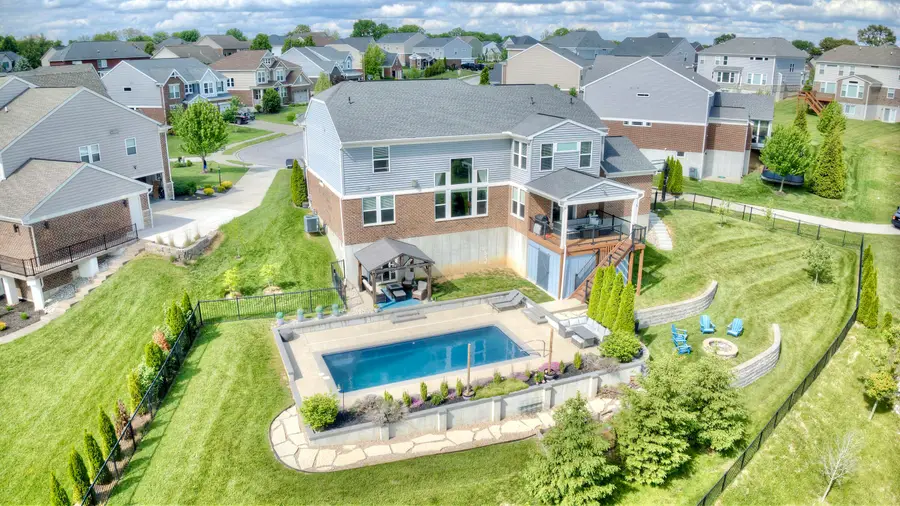 818 Carrieview Drive, Crescent Springs, KY 41017 - #3