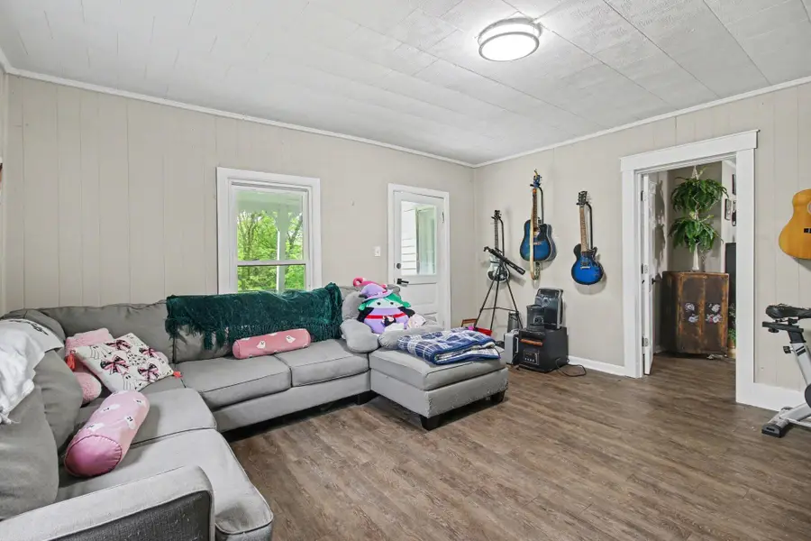 8585 Dixie Hwy, Williamstown, KY 41097 - #3