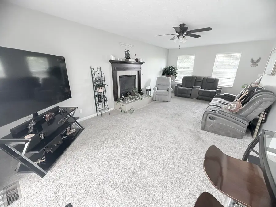 1896 Falcon Crest Circle, Hebron, KY 41048 - #3