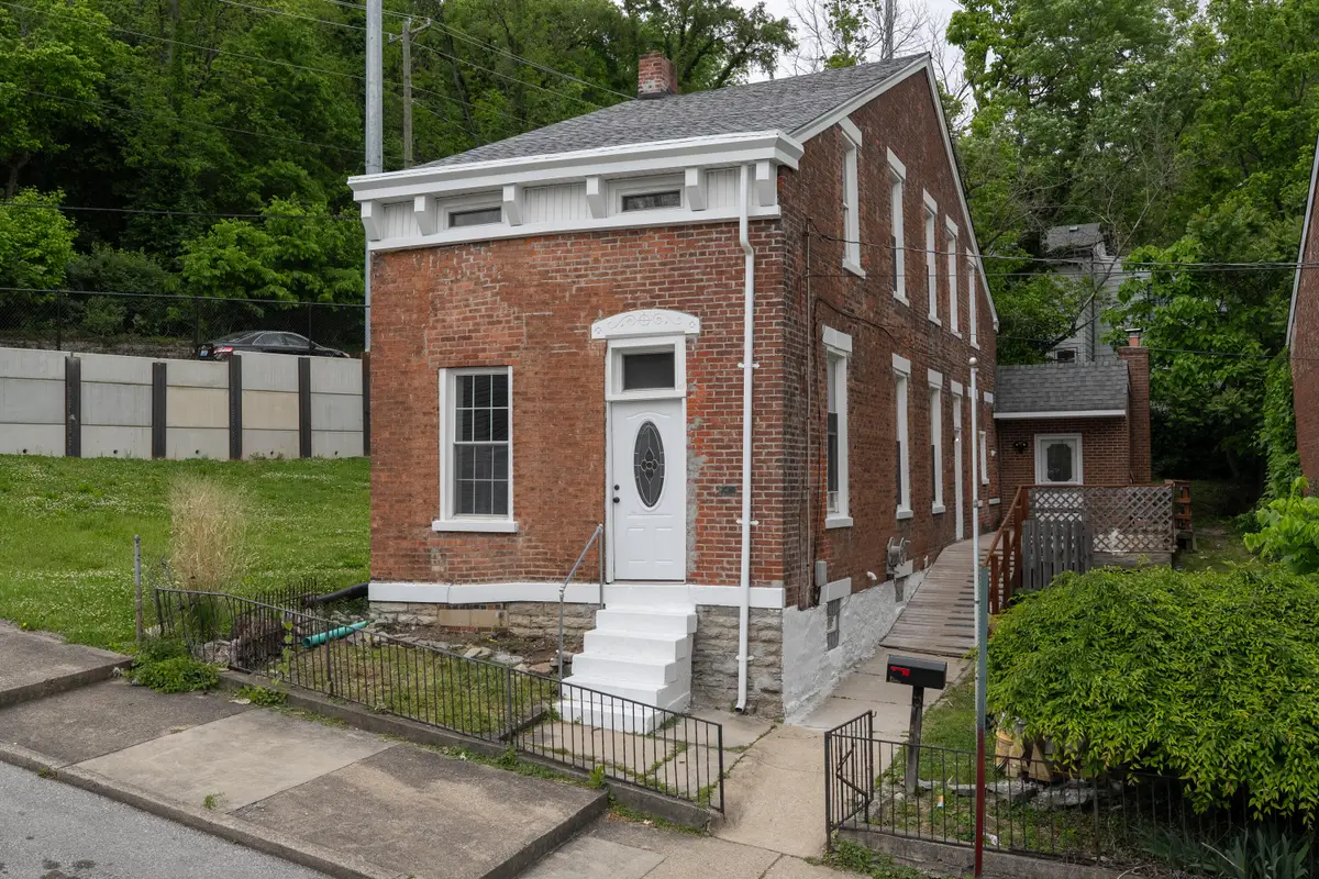 728 W 9th Street, Covington, KY 41011 - #1