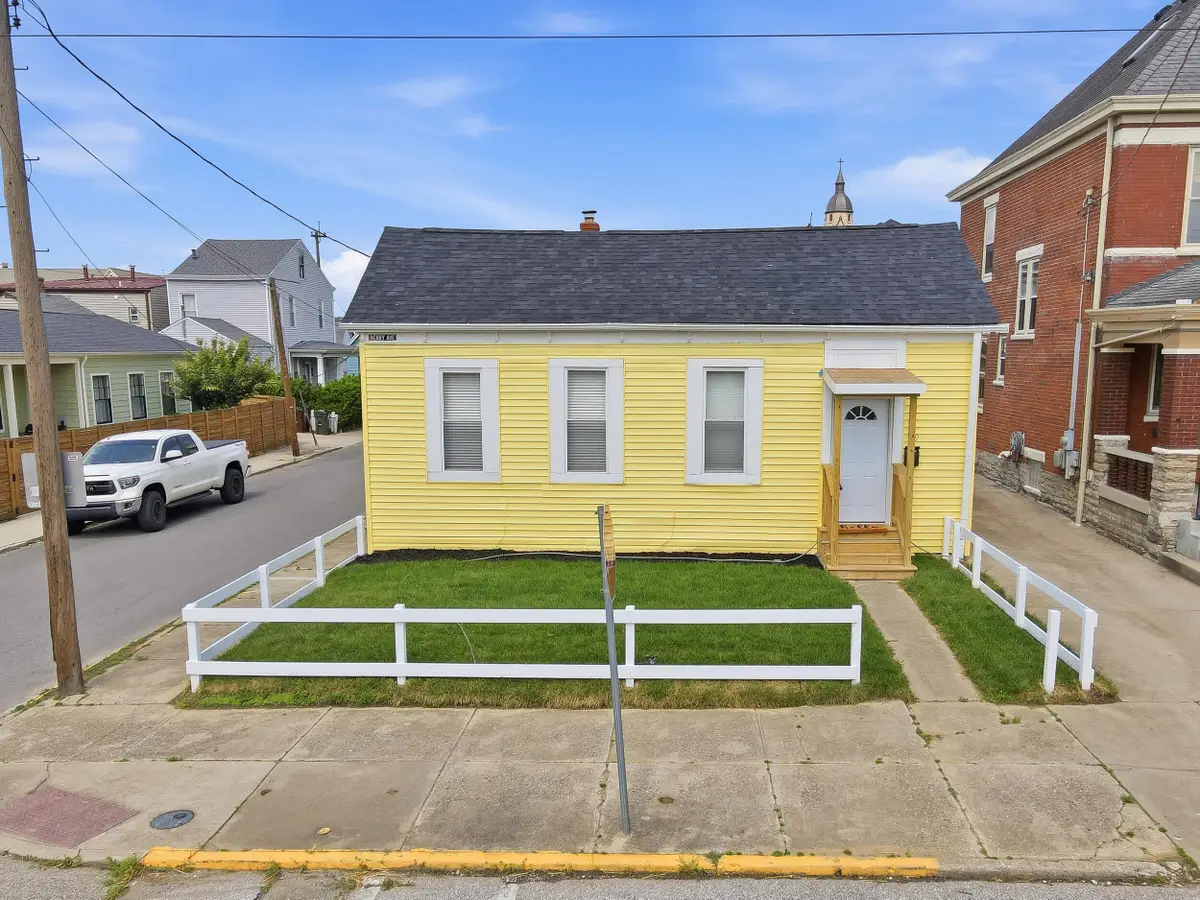 329 Berry Avenue, Bellevue, KY 41073 - #1