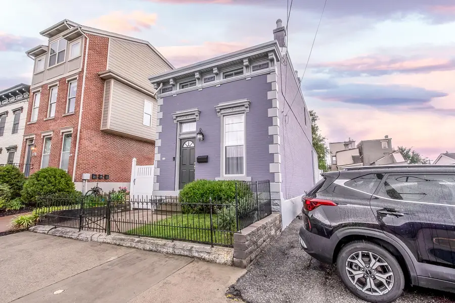 212 E 4th Street, Newport, KY 41071 - #2