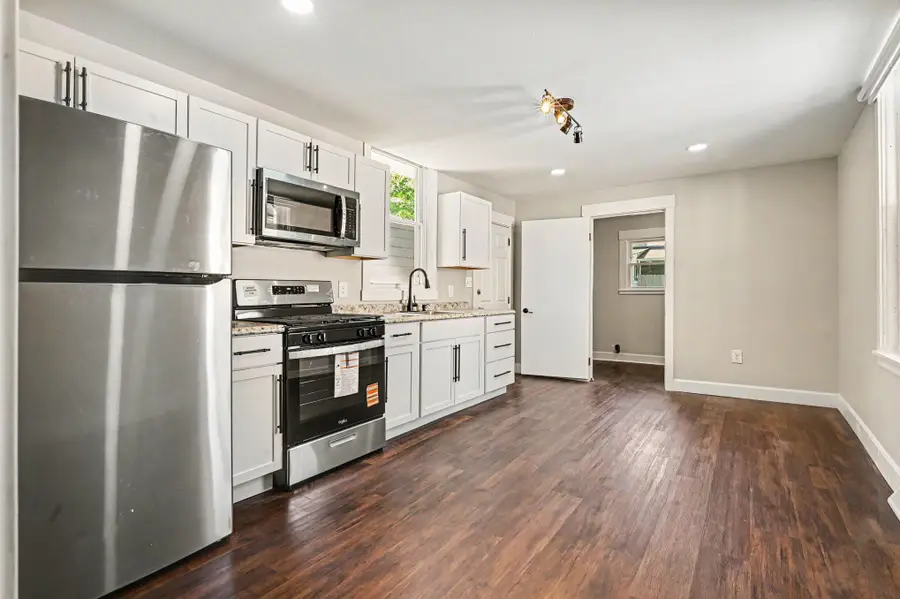 513 E 16th Street, Covington, KY 41014 - #3