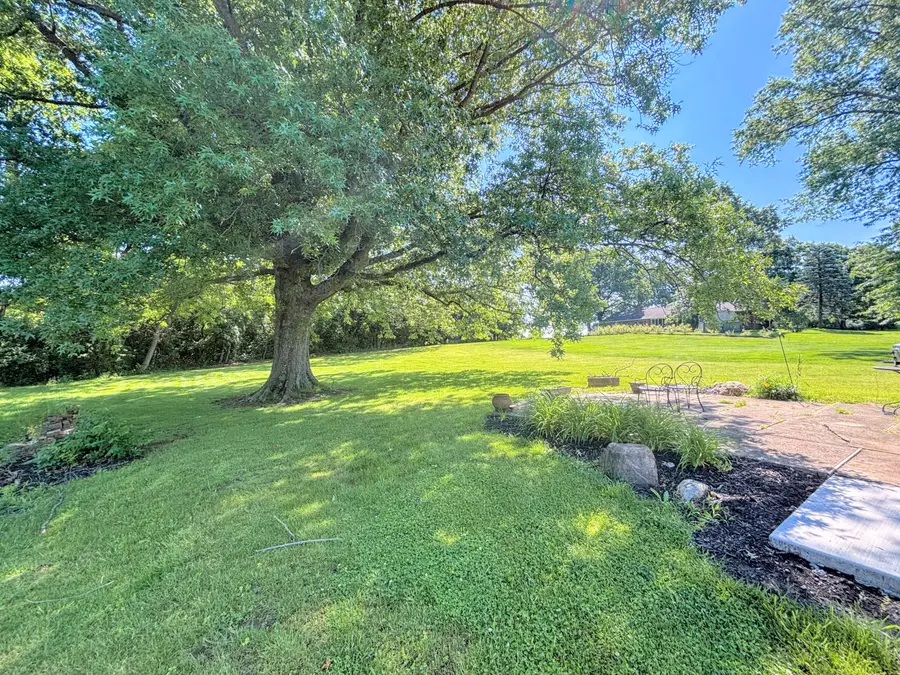 714 St Matthews Circle, Taylor Mill, KY 41015 - #2