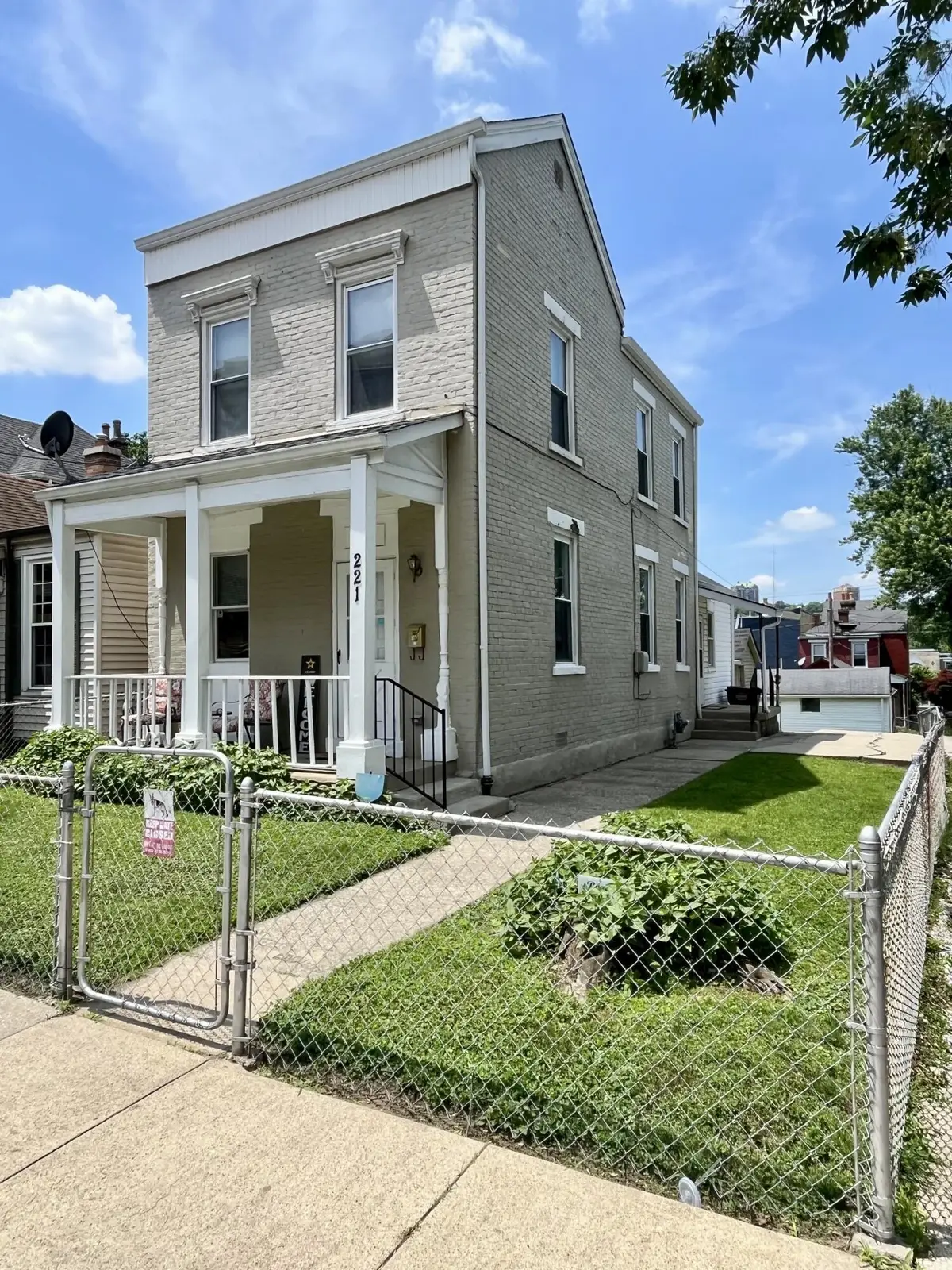 221 8th Avenue, Dayton, KY 41074 - #1