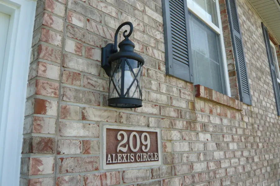 209 Alexis Circle, Dry Ridge, KY 41035 - #2