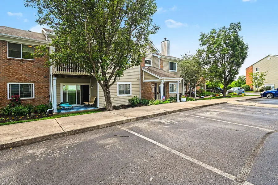 490 Lakeview Drive #205, Newport, KY 41071 - #3