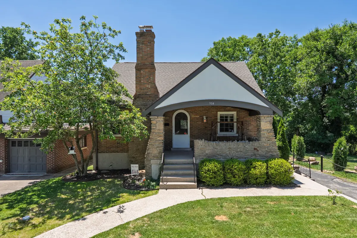 904 Clayton Court, Bellevue, KY 41073 - #1