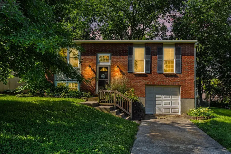 1749 Promontory Drive, Florence, KY 41042 - #2