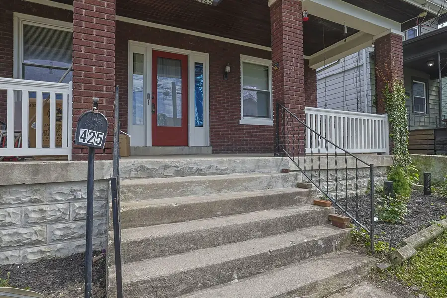 425 W 22nd Street, Covington, KY 41014 - #2
