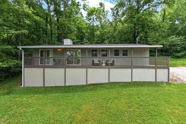 380 Highview Drive, Williamstown, KY 41097