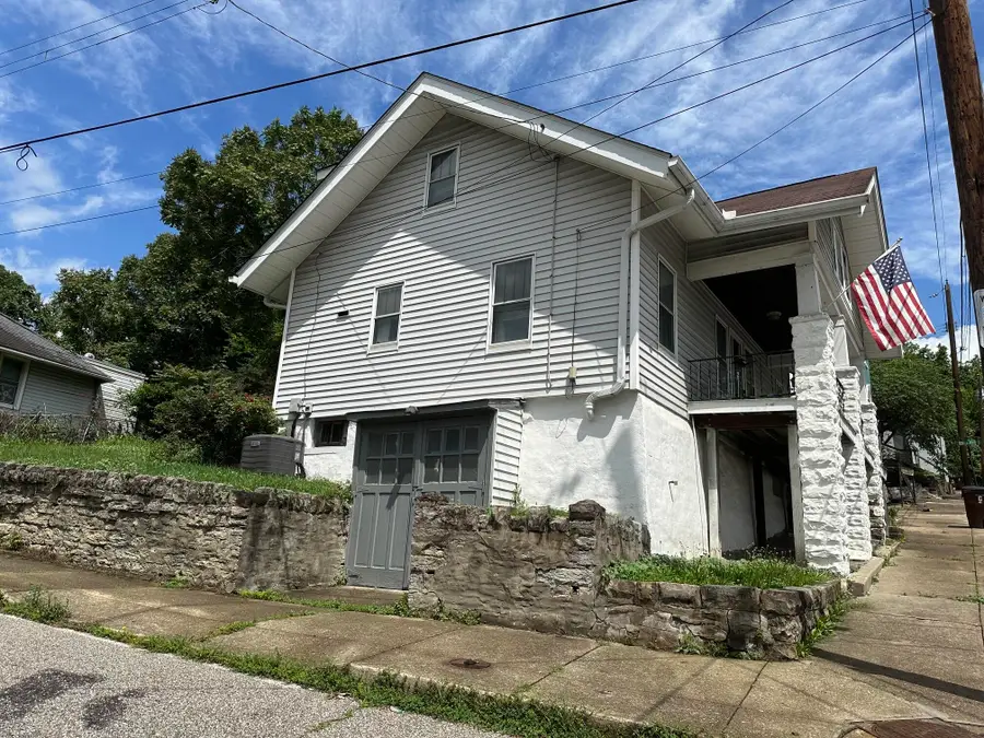 911 Worth Street, Covington, KY 41011 - #3