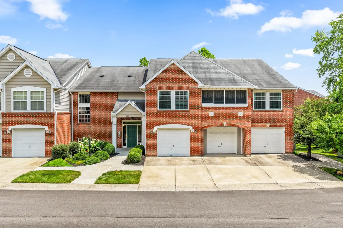 316 Deepwoods Drive, Highland Heights, KY 41076 - #1