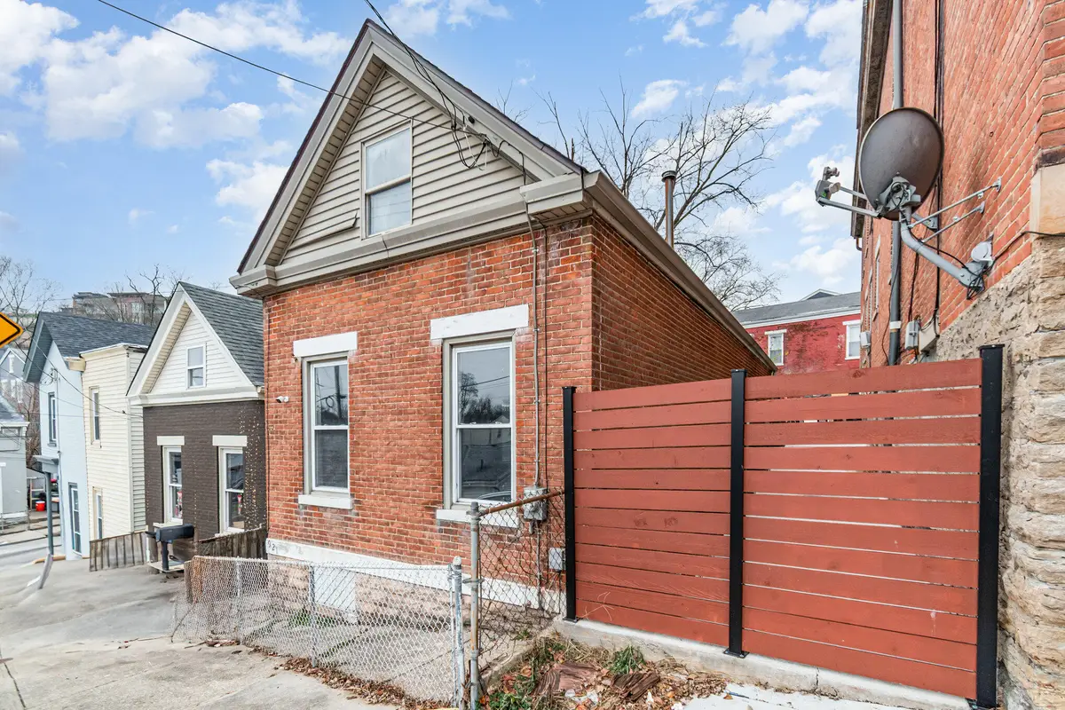 921 Worth Street, Covington, KY 41011 - #1