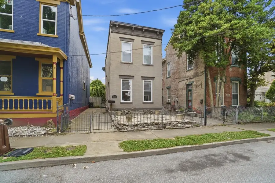 908 Hamlet Street, Newport, KY 41071 - #3