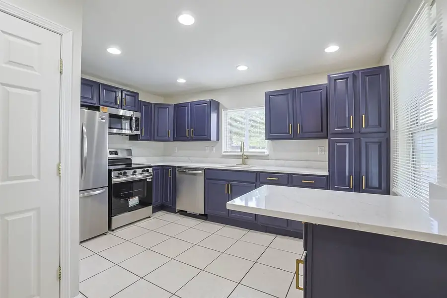 315 Adela Avenue, Covington, KY 41016 - #3