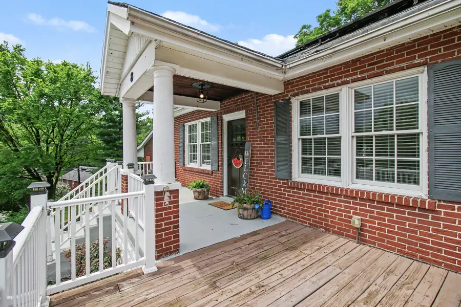 8 Parker Road, Newport, KY 41071 - #3