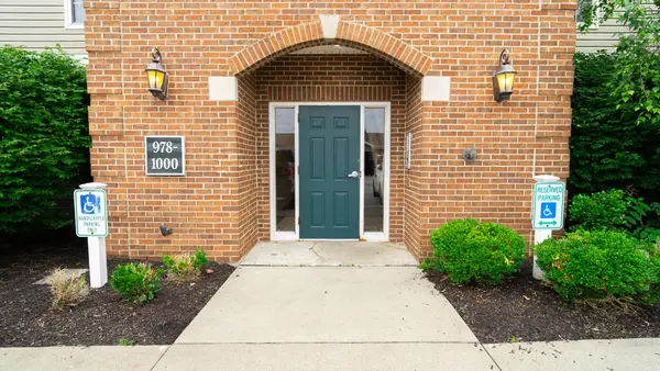 990 Mistflower Lane, Florence, KY 41042