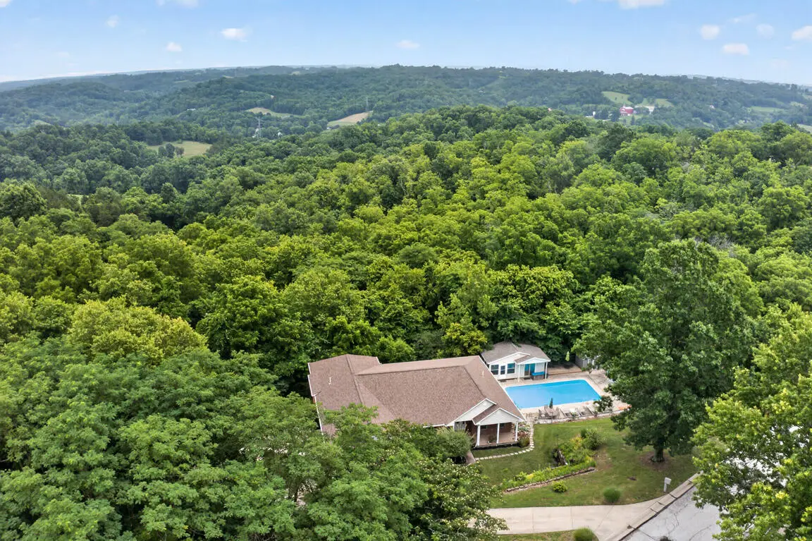 6805 Shadowlawn Drive, Alexandria, KY 41001 - #1