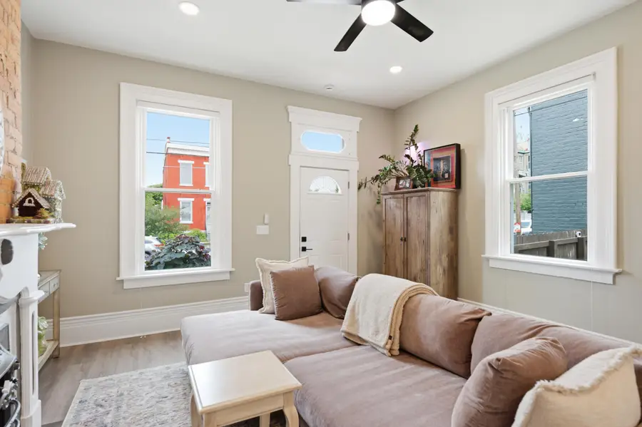 326 W 9th Street, Newport, KY 41071 - #2