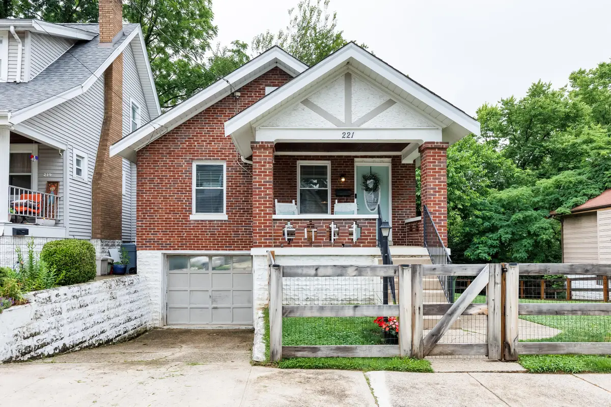221 Roosevelt Avenue, Bellevue, KY 41073 - #1