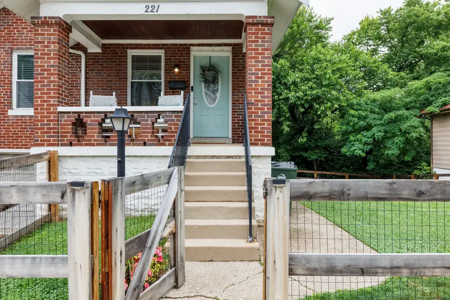 221 Roosevelt Avenue, Bellevue, KY 41073 - #3