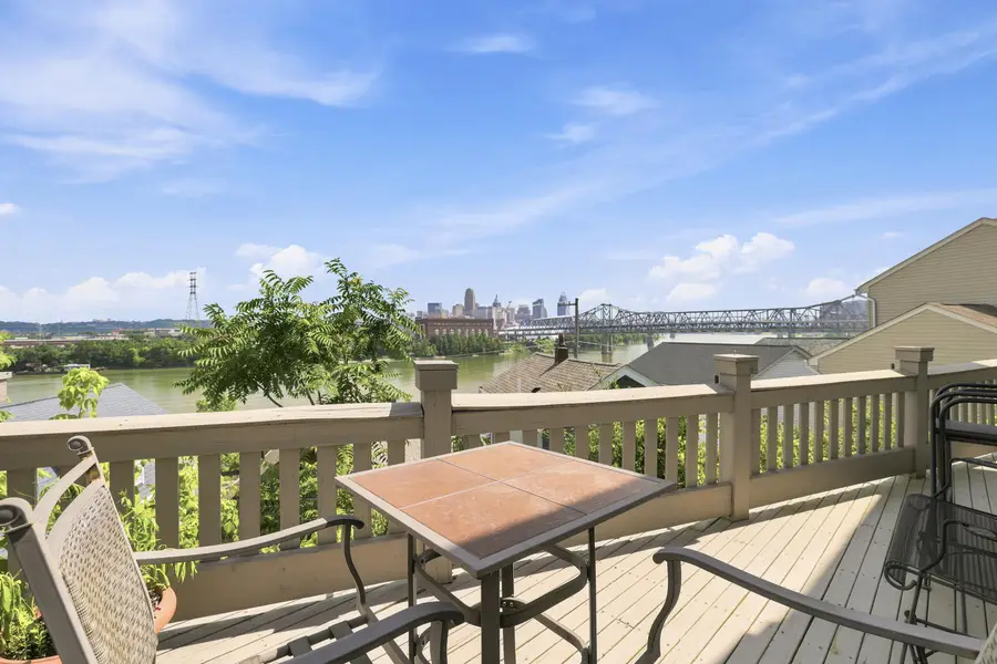 928 Spring Street, Covington, KY 41016 - #3