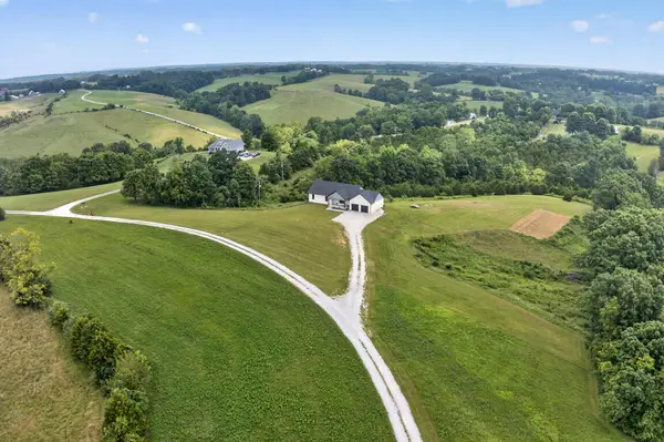 13934 Peach Grove Road, California, KY 41007