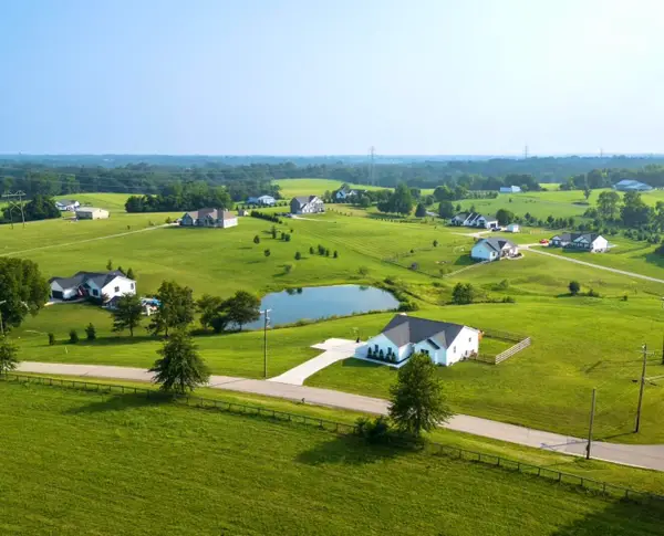915 Eads Road, Crittenden, KY 41030