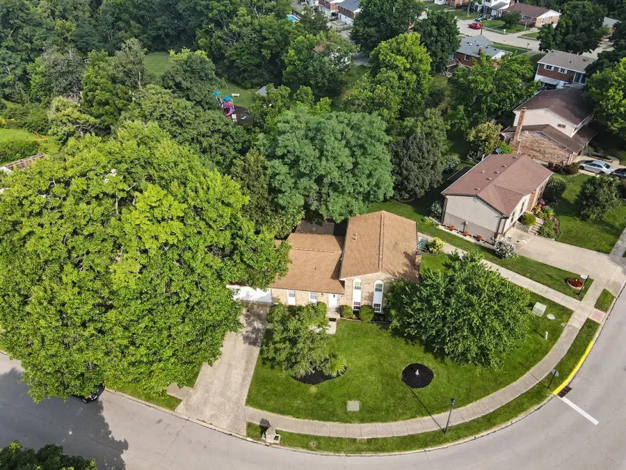 104 Ridge Hill Drive, Highland Heights, KY 41076 - #3