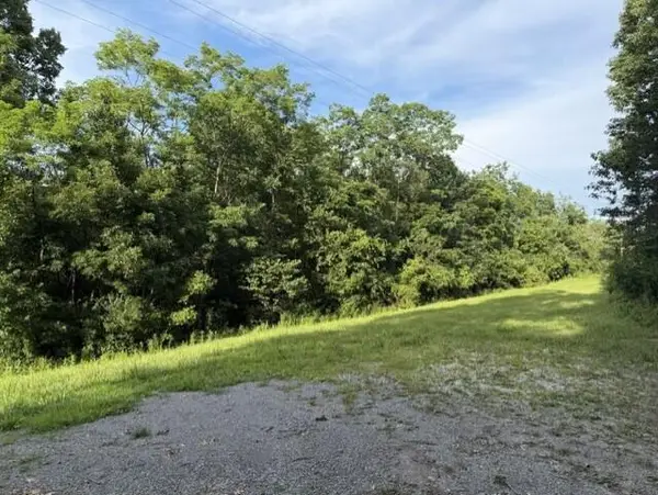 1121 Galbraith Road, Brooksville, KY 41004
