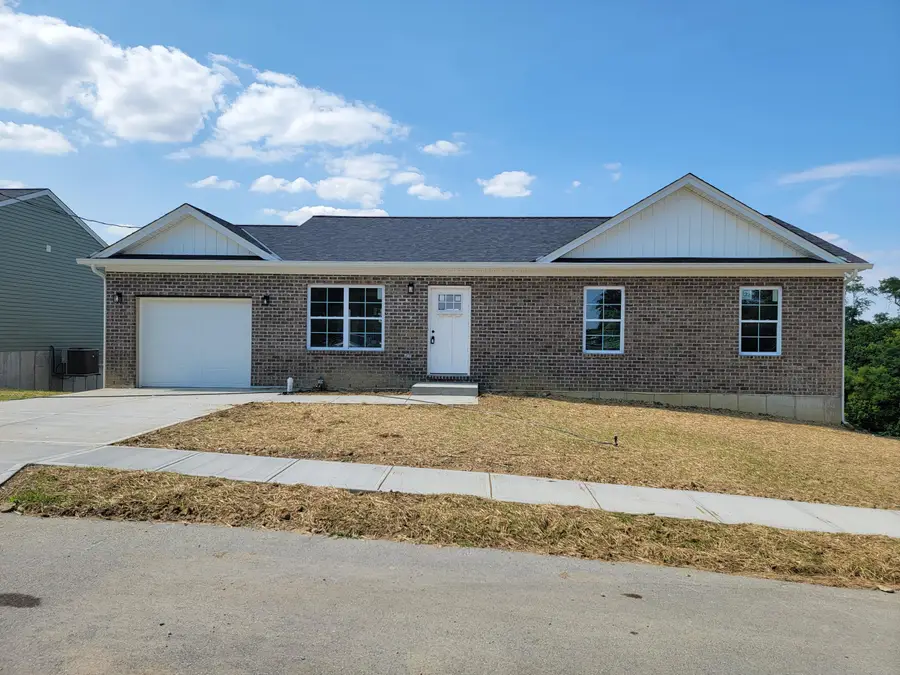 18 Nicholson Avenue, Walton, KY 41094 - #2