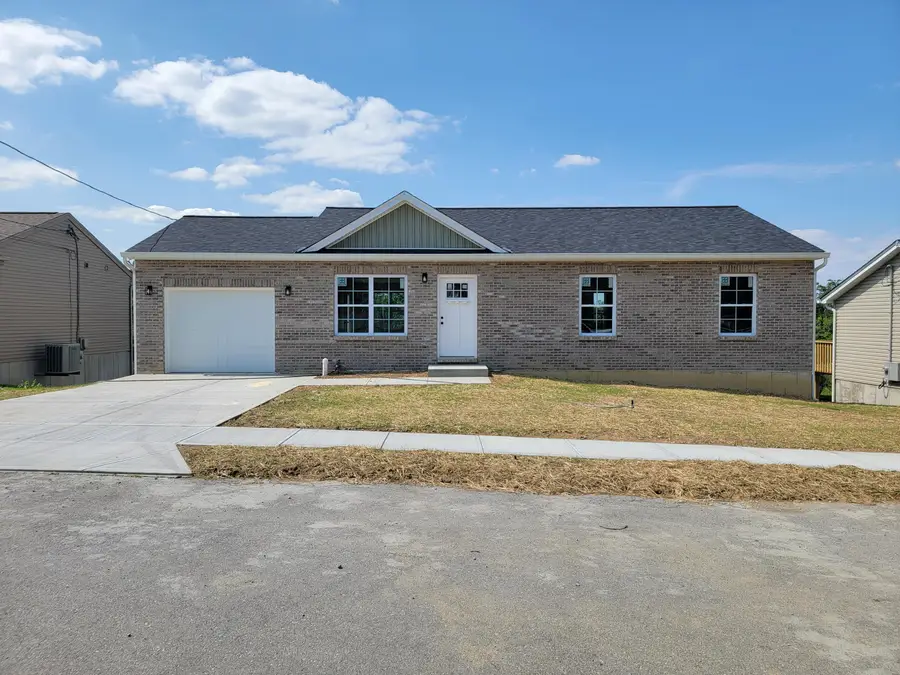 22 Nicholson Avenue, Walton, KY 41094 - #2