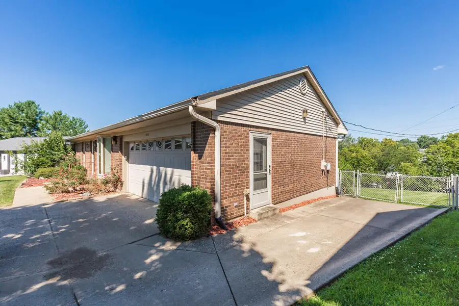 8576 Winthrop Circle, Florence, KY 41042 - #3