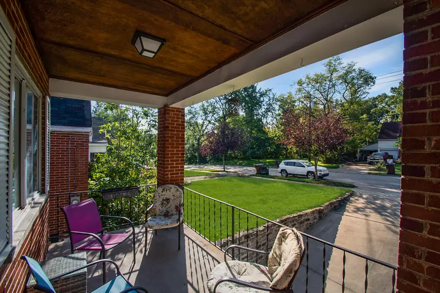 16 E 43rd Street, Latonia, KY 41015 - #2
