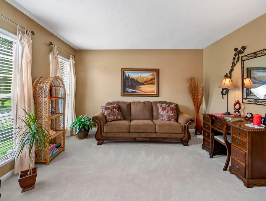 6243 Castle Oak Drive, Florence, KY 41042 - #2