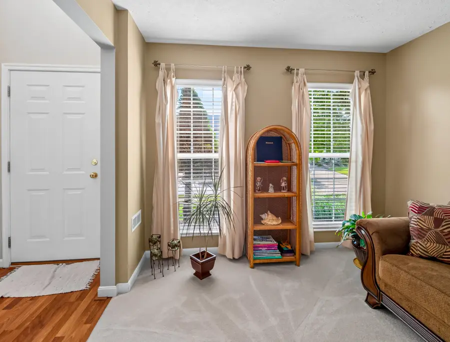 6243 Castle Oak Drive, Florence, KY 41042 - #3