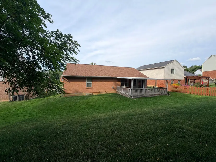 6527 Tall Oaks Drive, Florence, KY 41042 - #2